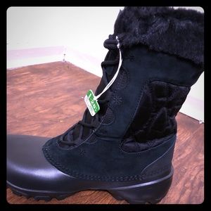 Brand new Columbia winter boot